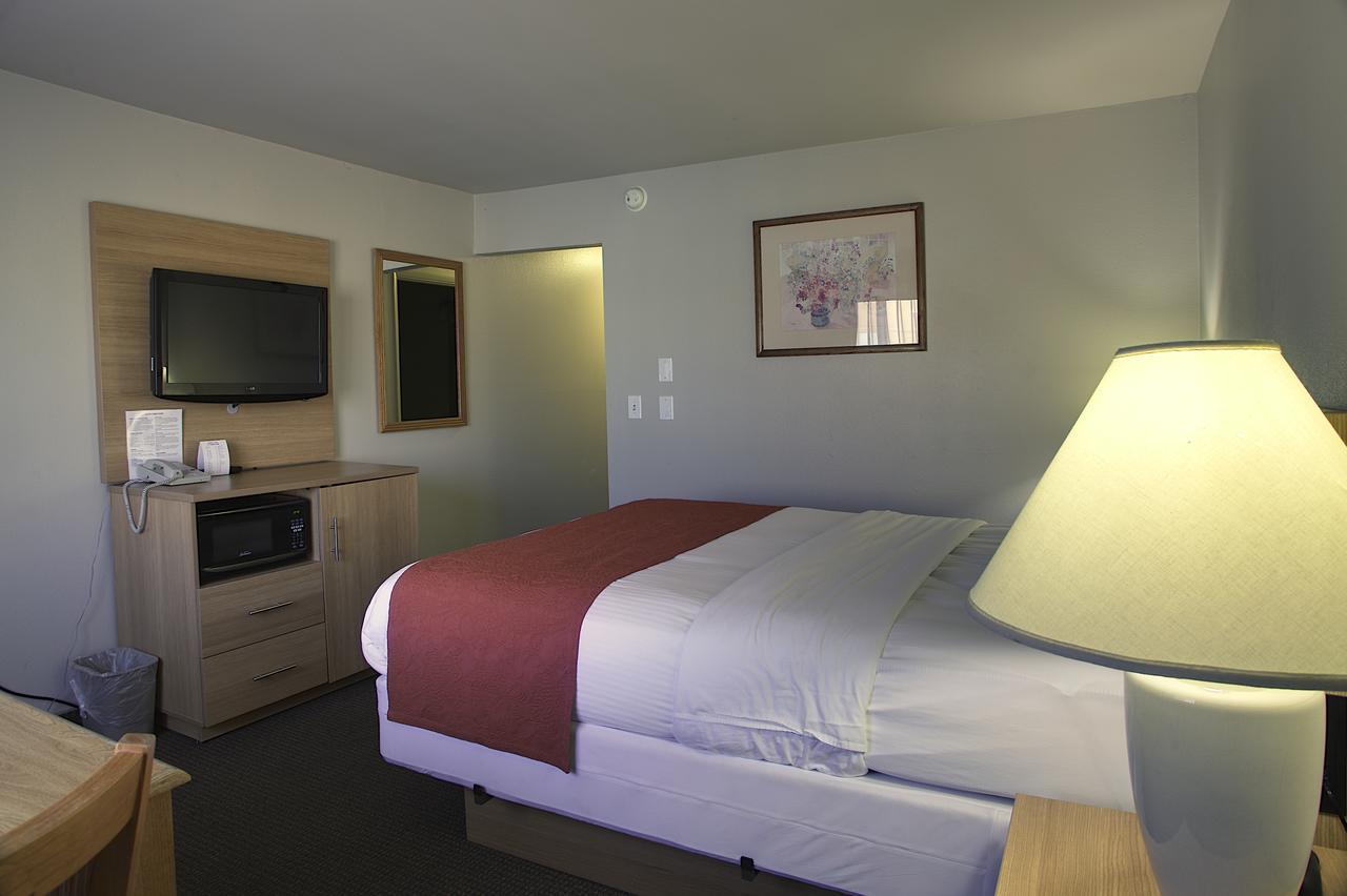 Aladdin Inn And Suites Portland Bagian luar foto